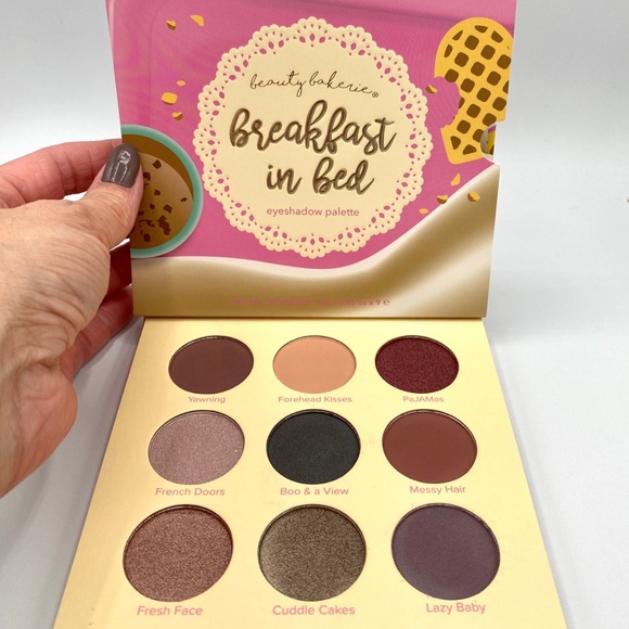 Beauty Bakerie Eyeshadow Breakfast In Bed Eyeshadow Palette New - Picture 1 of 5